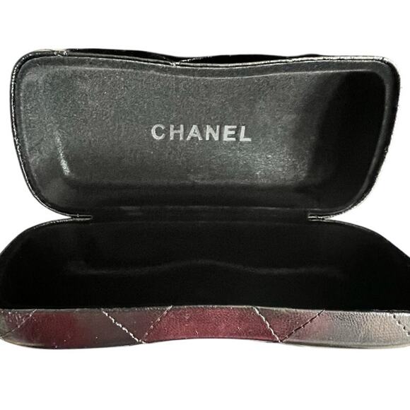 CHANEL Oversized Square Gold Frameless Gradient Gray Lens Sunglasses (CHXX050) - Picture 7 of 8